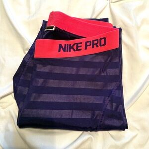 Nike Pro Women’s full length Leggings